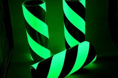 Self-adhesive green luminous reflective tape (2)